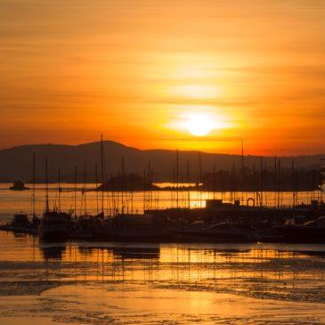 Siste solnedgang i kulden før regnet kommer i Oslo?