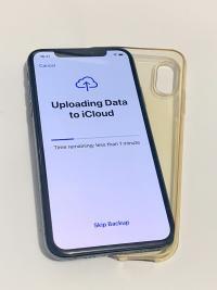 iPhone Xs 64gb Black (Used)