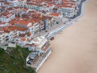 Nazaré beach 12 - 40x50 cm w/frame
